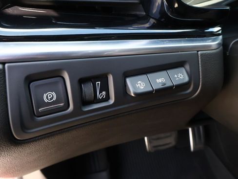 Certified 2024 Cadillac XT6 Sport w/ Technology Package image 29