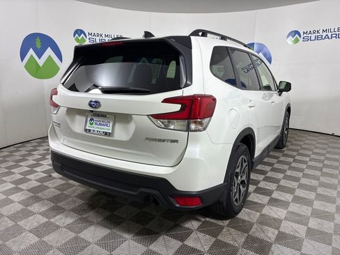 Used 2024 Subaru Forester Premium image 7