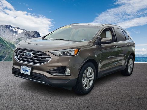Certified 2019 Ford Edge SEL w/ Equipment Group 201A image 3