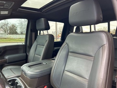Used 2022 GMC Sierra 3500 Denali w/ Denali Ultimate Package image 23