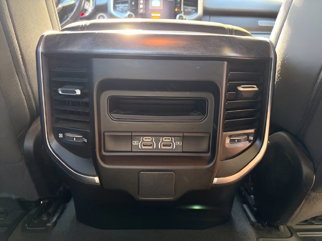 Used 2024 RAM 1500 Big Horn AWD/4WD image 11