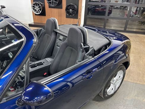 Used 2008 MAZDA MX-5 Miata Sport image 31