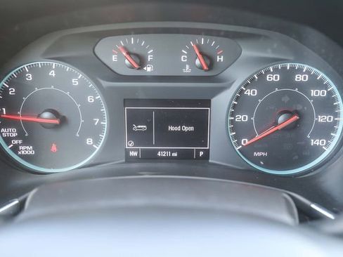 Used 2023 Chevrolet Equinox LS FWD image 24
