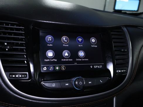 Used 2021 Chevrolet Trax LT image 24