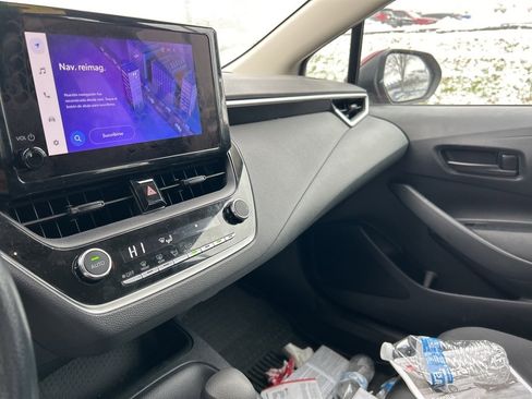 Used 2023 Toyota Corolla LE image 10