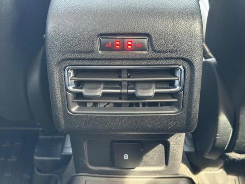 Used 2022 Lincoln Corsair Reserve AWD/4WD image 13