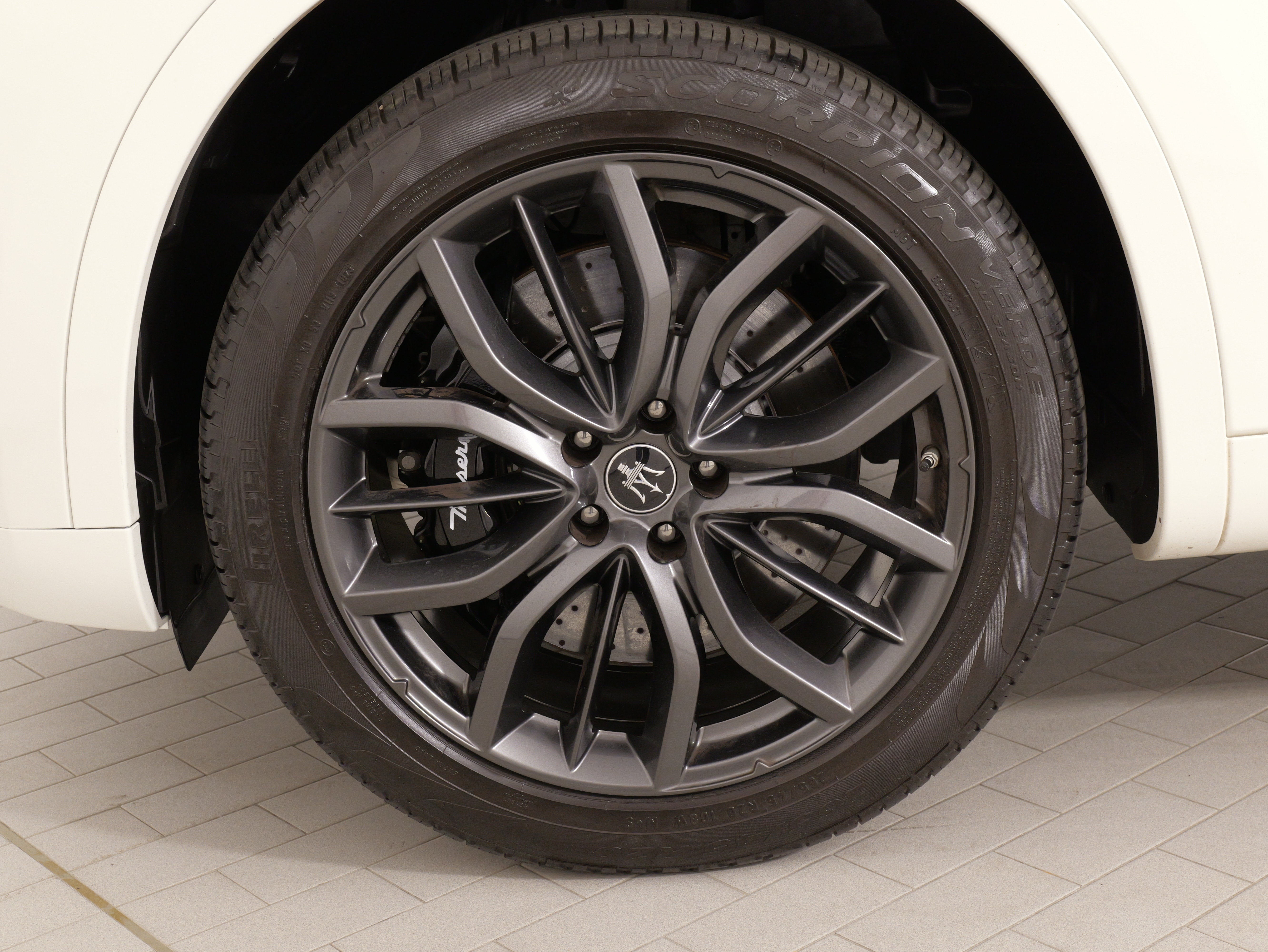 Used 2024 Maserati Levante GT Ultima AWD/4WD image 62
