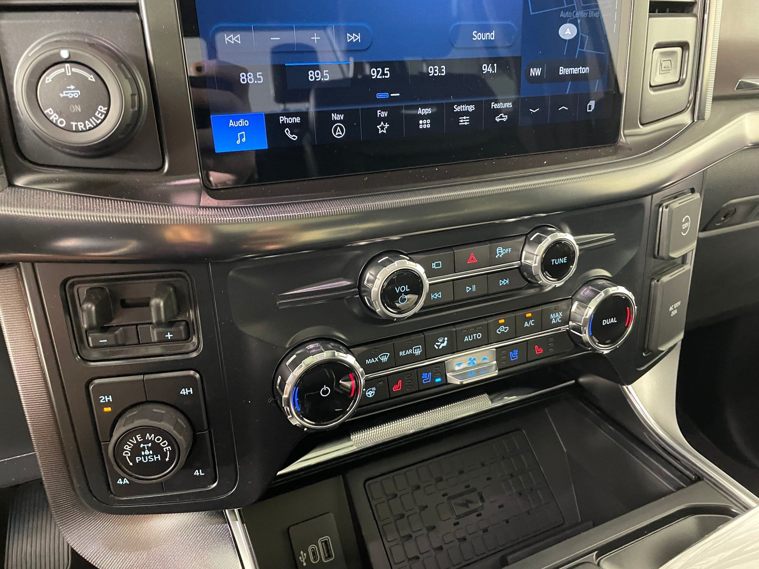 New 2026 Ford F150 Platinum w/ Equipment Group 702A High AWD/4WD image 6
