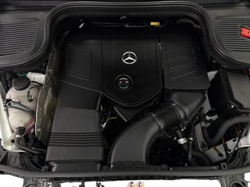 Used 2025 Mercedes-Benz GLE 450e 4MATIC w/ Winter Package image 32