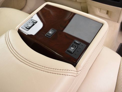 Used 2014 Lexus LS 460 AWD w/ Comfort Package image 16