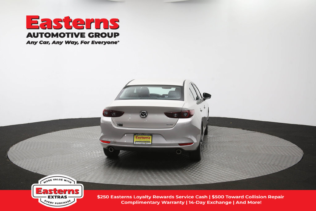Used 2024 MAZDA MAZDA3 s FWD image 39