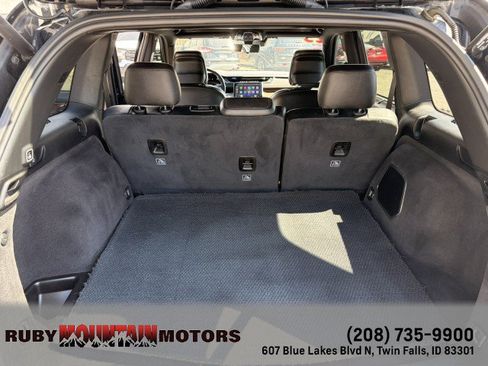 Used 2023 Jeep Grand Cherokee Summit w/ Adv Protech Group IV AWD/4WD image 29