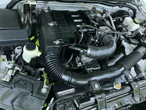 Used 2019 Nissan Frontier S RWD image 28