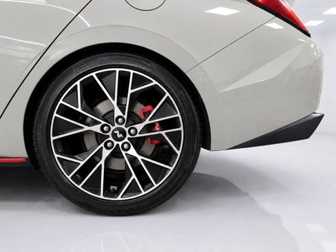 Used 2023 Hyundai Elantra N FWD image 11