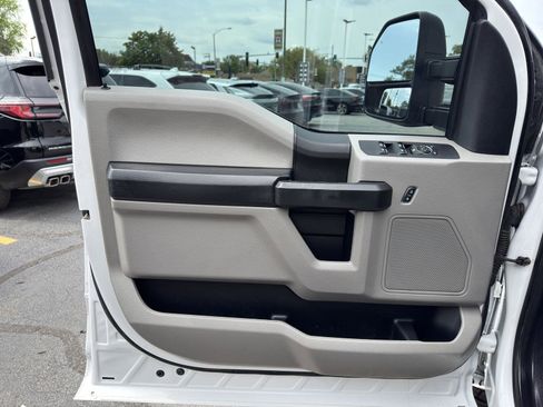 Used 2020 Ford F250 XL w/ Power Equipment Group AWD/4WD image 12
