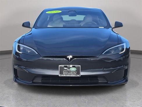 Used 2024 Tesla Model S Base image 3