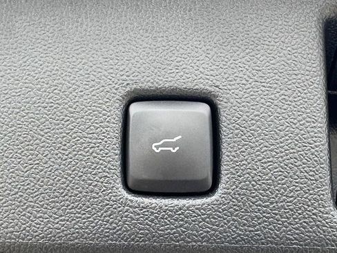 Certified 2023 Ford Escape SE FWD image 14