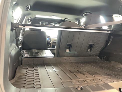 Used 2023 Subaru Impreza 2.0i Sport image 23