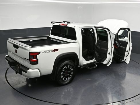 Used 2024 Nissan Frontier PRO-4X w/ Pro Convenience Package image 35