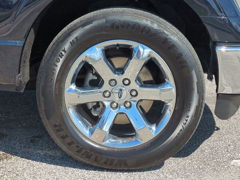 Used 2021 Ford F150 Lariat w/ Equipment Group 502A High image 11