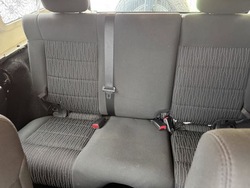 Used 2012 Jeep Wrangler Unlimited Sport image 14