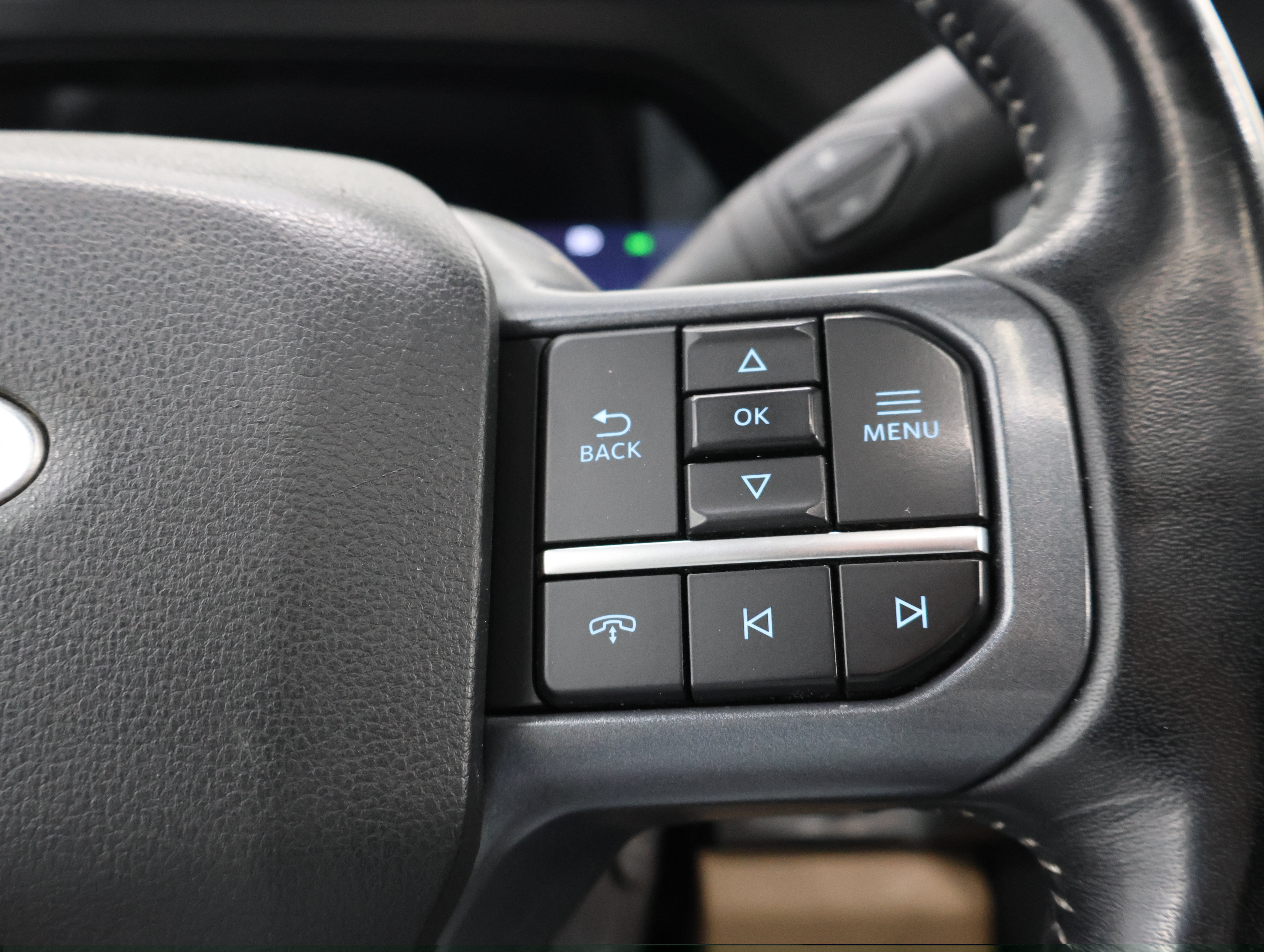 Used 2024 Ford F350 Lariat w/ Sport Appearance Package AWD/4WD image 15