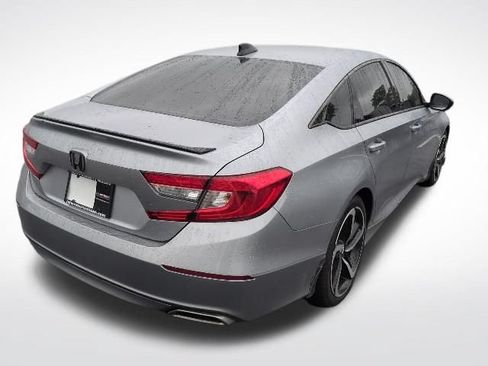 Used 2021 Honda Accord Sport image 8