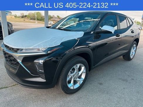 New 2026 Chevrolet Trax LS image 1