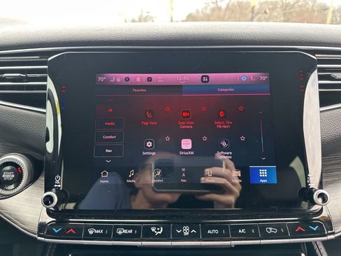 Used 2024 Jeep Wagoneer Series III image 44