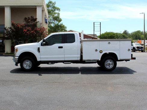Used 2019 Ford F250 XL w/ XL Value Package image 9