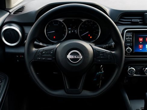 New 2025 Nissan Versa S image 11