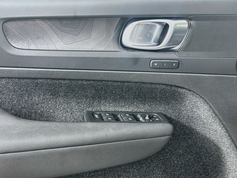 Used 2023 Volvo XC40 Recharge Plus AWD/4WD image 15