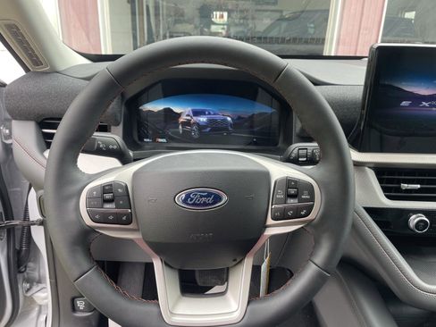 New 2026 Ford Explorer Active w/ Active Comfort Package AWD/4WD image 15