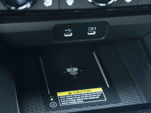 Used 2025 Honda Accord Sport image 34
