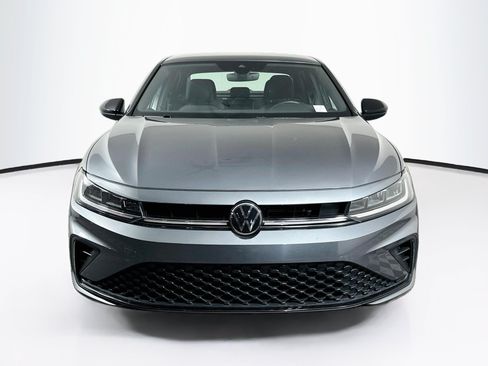 Used 2025 Volkswagen Jetta Sport FWD image 2