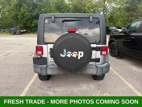 Used 2017 Jeep Wrangler Unlimited Sport w/ Quick Order Package 24S AWD/4WD image 4
