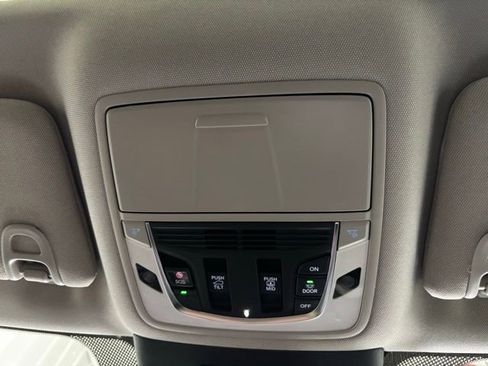 New 2026 Acura MDX Technology Package image 25