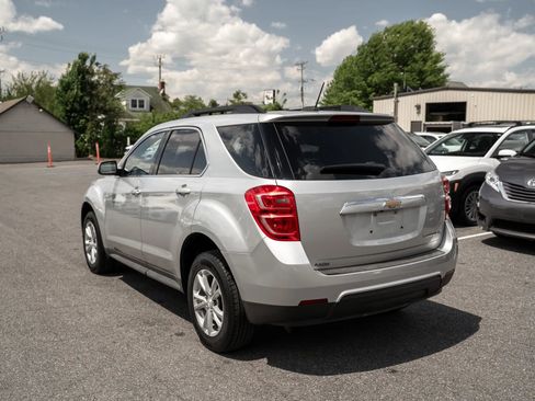 Used 2016 Chevrolet Equinox LT w/ Convenience Package FWD image 2