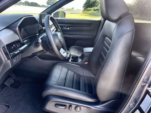 Certified 2026 Honda CR-V Sport Touring image 11