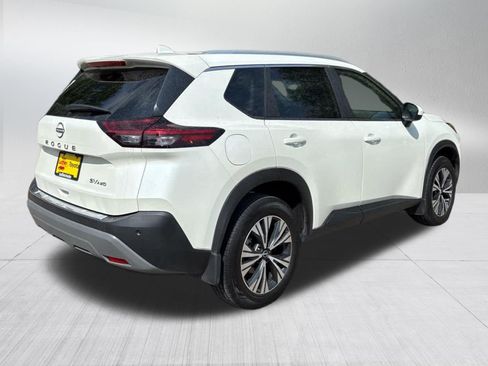 Used 2023 Nissan Rogue SV w/ SV Premium B Package AWD/4WD image 6
