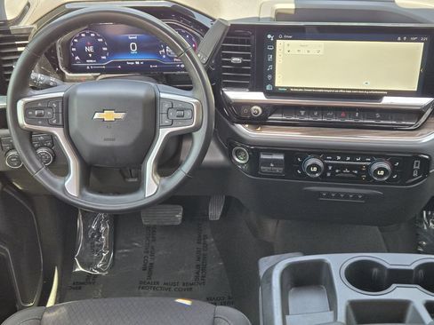 Used 2024 Chevrolet Silverado 3500 LT w/ Convenience Package AWD/4WD image 30
