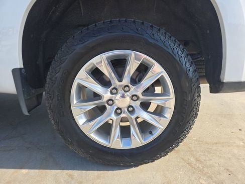 Used 2021 Chevrolet Silverado 1500 LTZ w/ Safety Package II AWD/4WD image 34