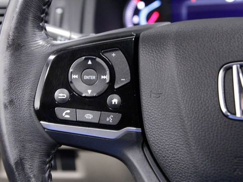 Certified 2021 Honda Pilot Touring image 28