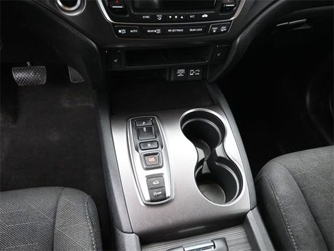 Used 2022 Honda Pilot Sport image 31