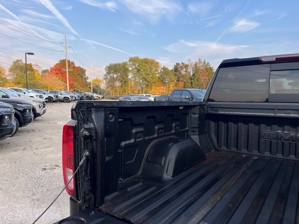 Used 2020 GMC Sierra 1500 SLE w/ SLE Value Package AWD/4WD image 12
