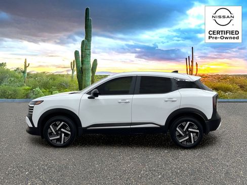 Certified 2026 Nissan Kicks SV FWD image 3