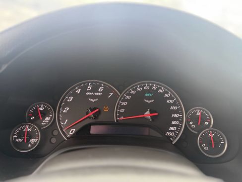 Used 2009 Chevrolet Corvette Coupe image 37