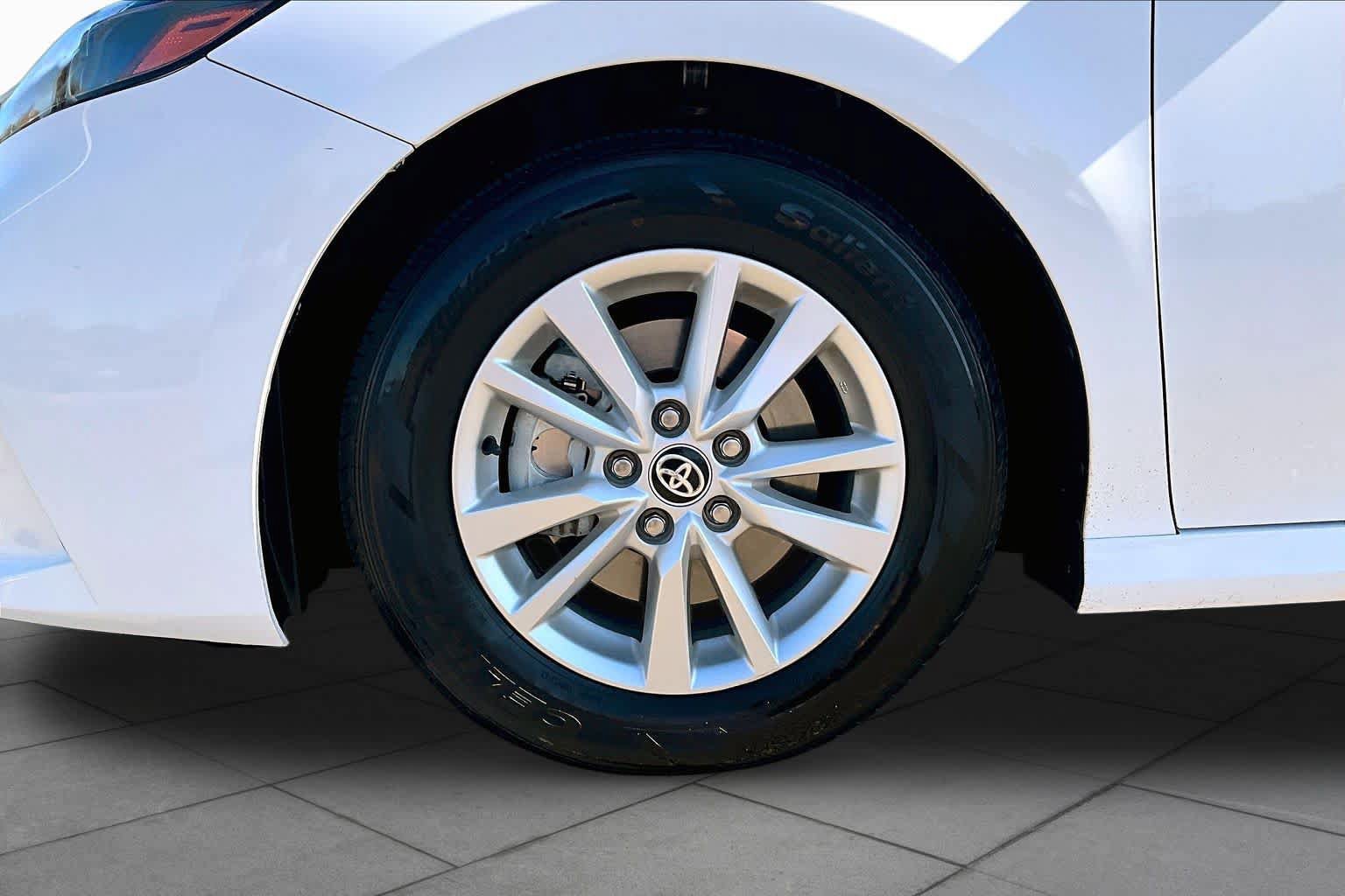 Certified 2025 Toyota Camry LE FWD image 10