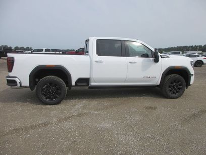 New 2026 GMC Sierra 2500 AT4 w/ AT4 Premium Plus Package