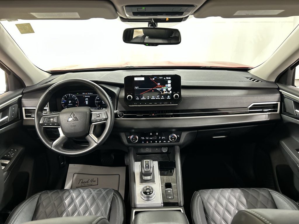 Used 2024 Mitsubishi Outlander SEL AWD/4WD image 19